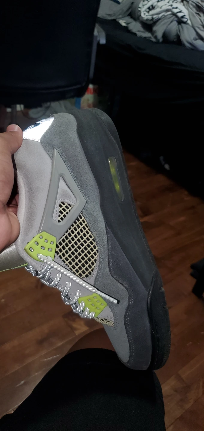 Air Jordan 4 Retro 'Neon' Sneakers - photo 3
