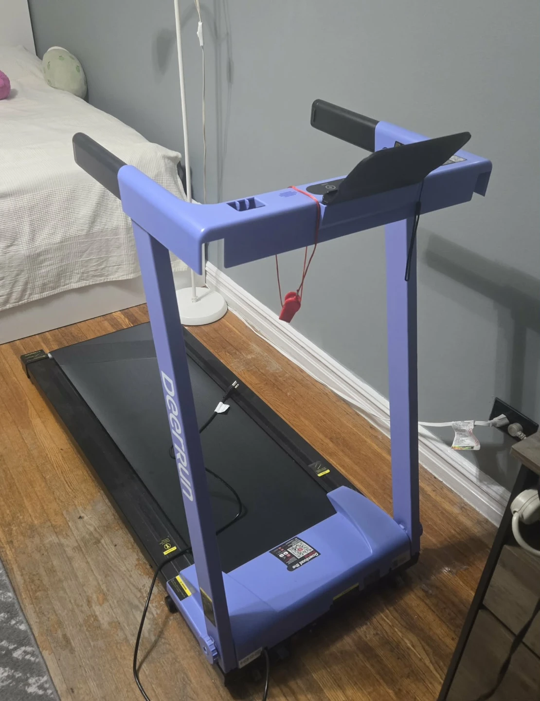 New DeerRun Folding Treadmill - photo 2