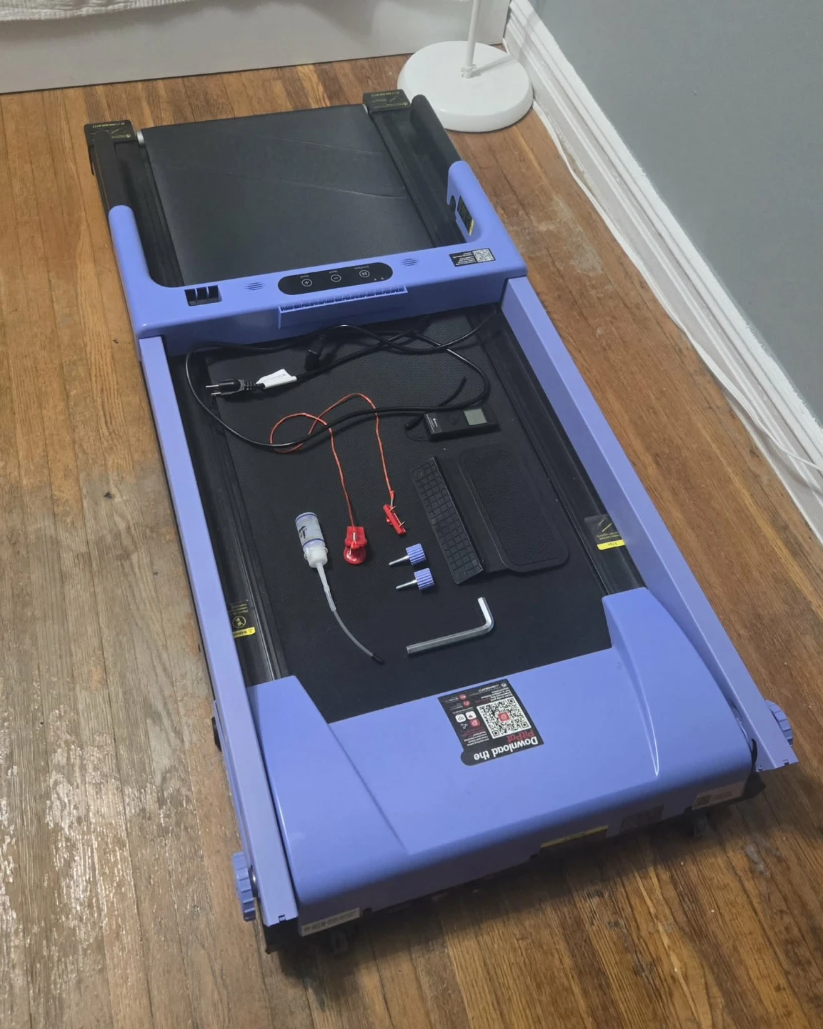 New DeerRun Folding Treadmill - photo 3