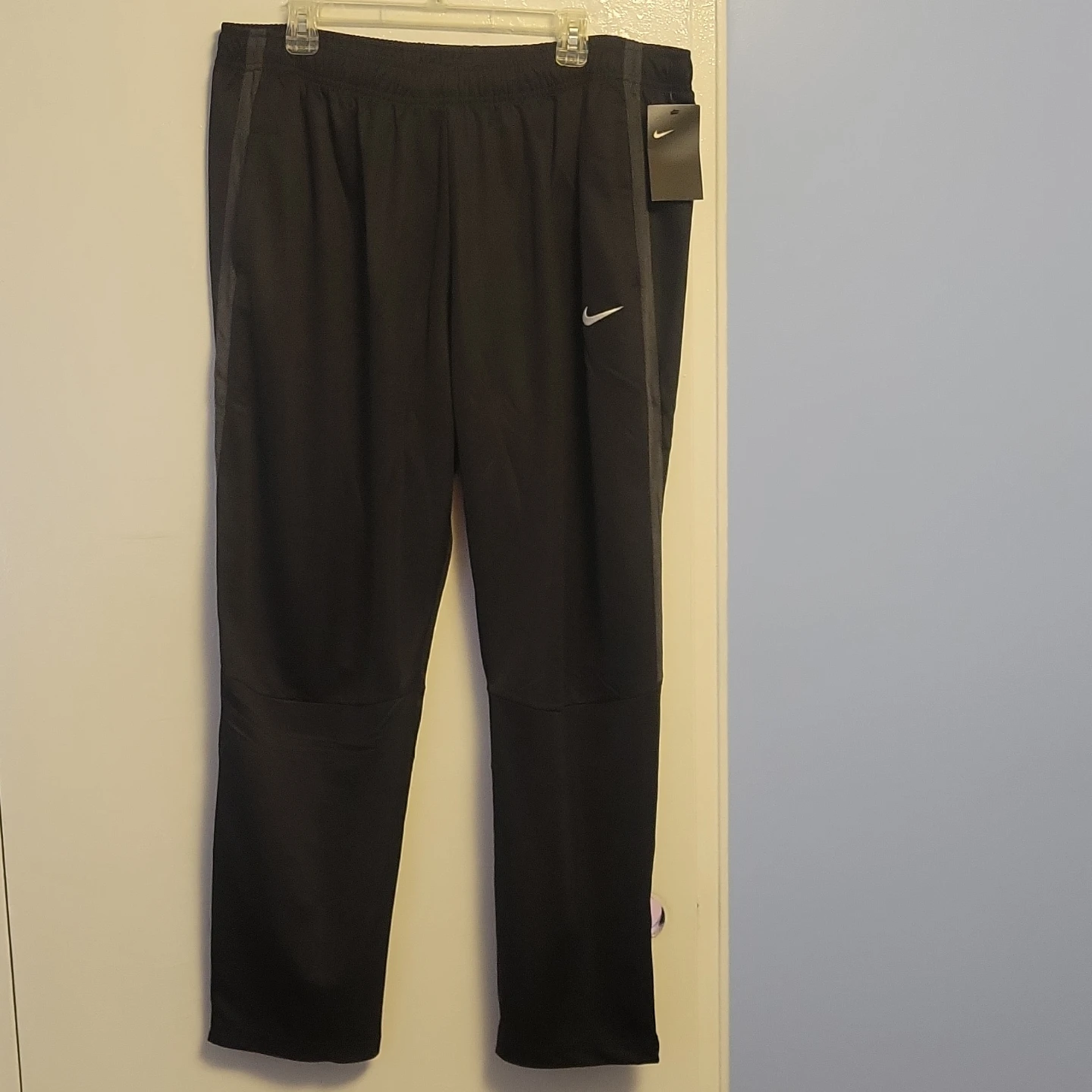 Nike women's Black Track Pants - 3XL