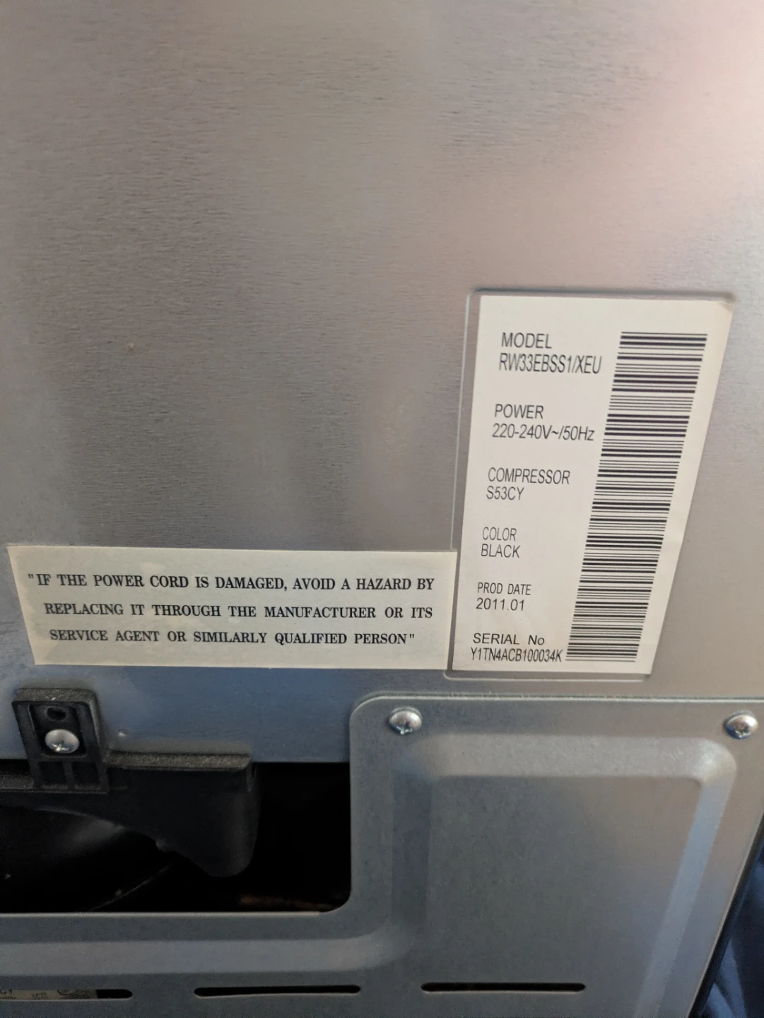 Samsung Wine Cooler for UK outlets - photo 3