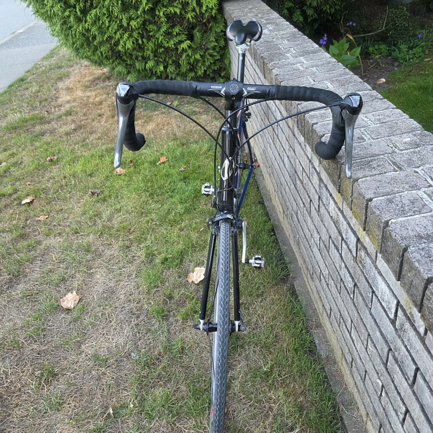 LeMond Alpe D’Huez Road Bike – 59 cm (Shimano 105) - photo 3