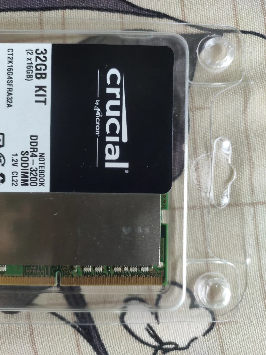 Crucial 8GB DDR4-3200 SODIMM RAM Kit one