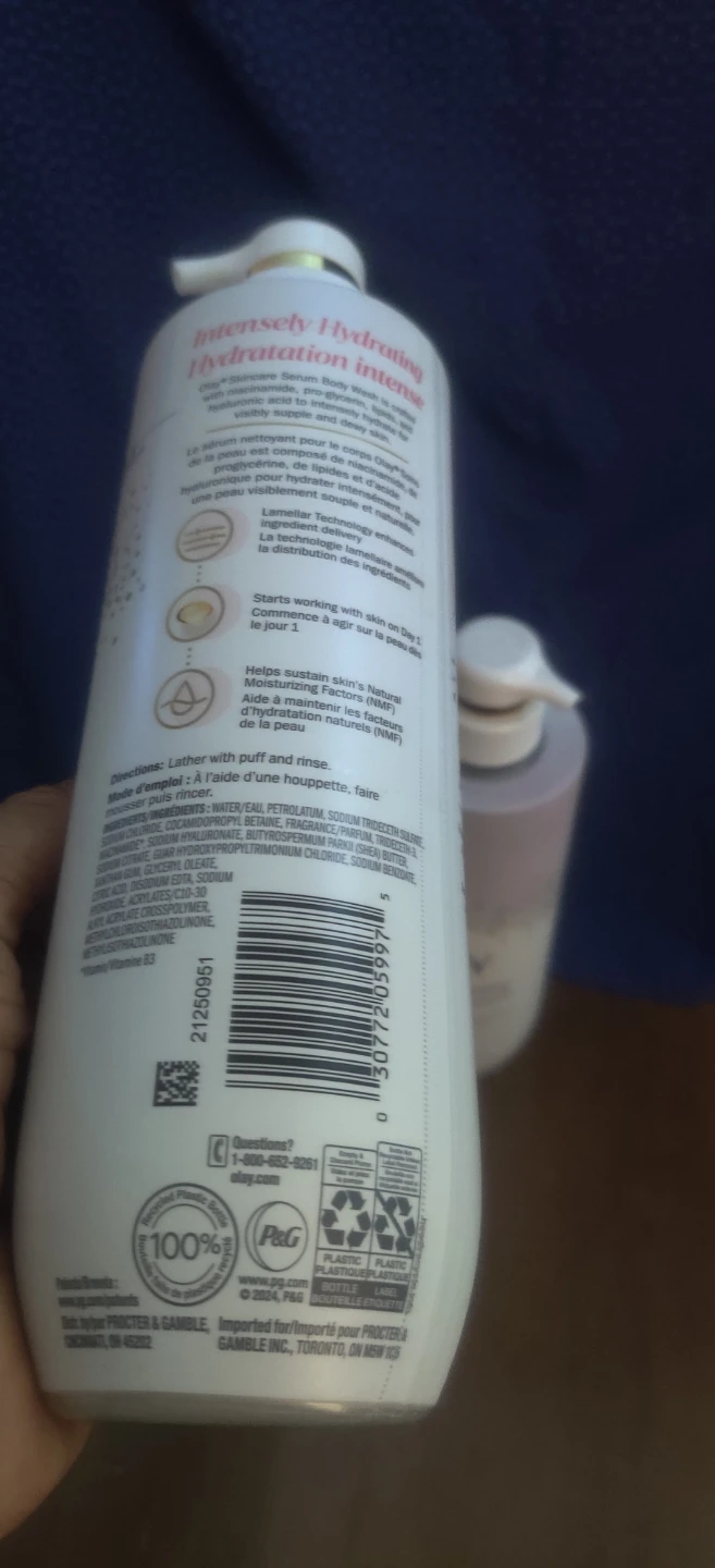 OLAY Body Wash - 2 Bottles. ) - photo 3