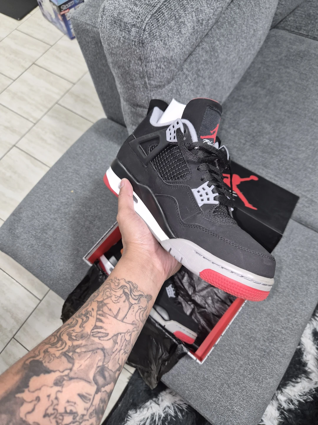 Air Jordan 4 Retro Men's Size 9.5 - photo 4