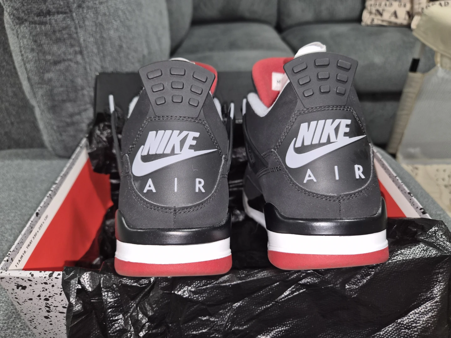 Air Jordan 4 Retro Men's Size 9.5 - photo 5