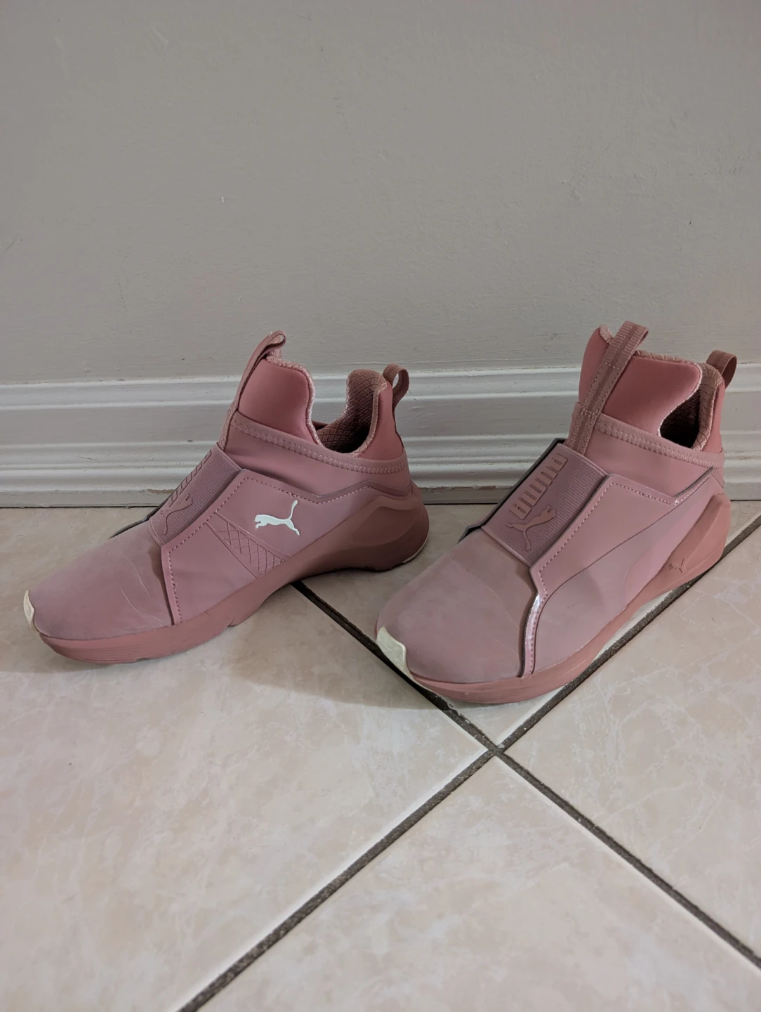 Puma Fierce KRM Rose Pink Women's Sneakers (Size 6)