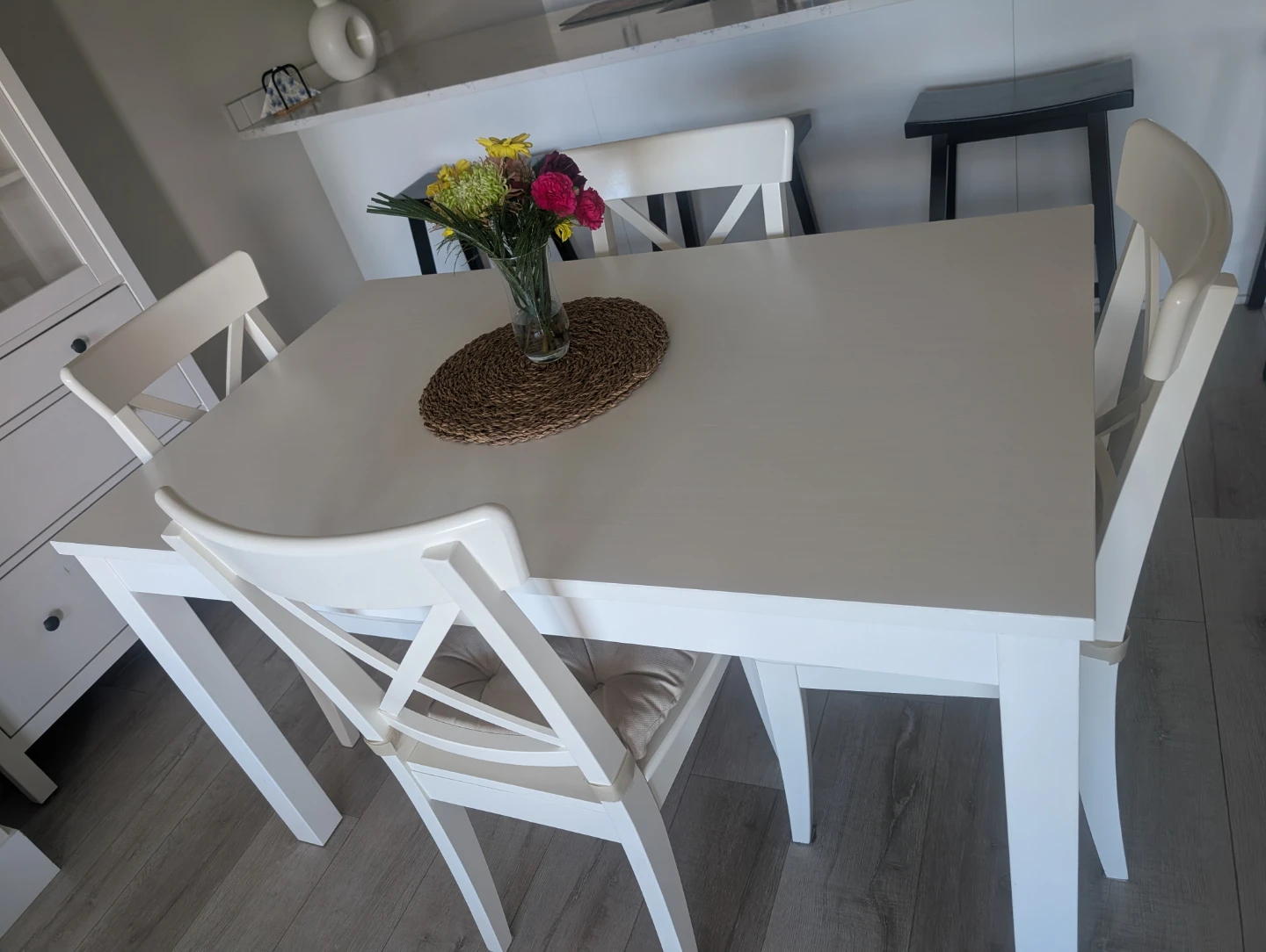 IKEA Extendable Table and 4 chairs 155/215x87 cm - photo 3