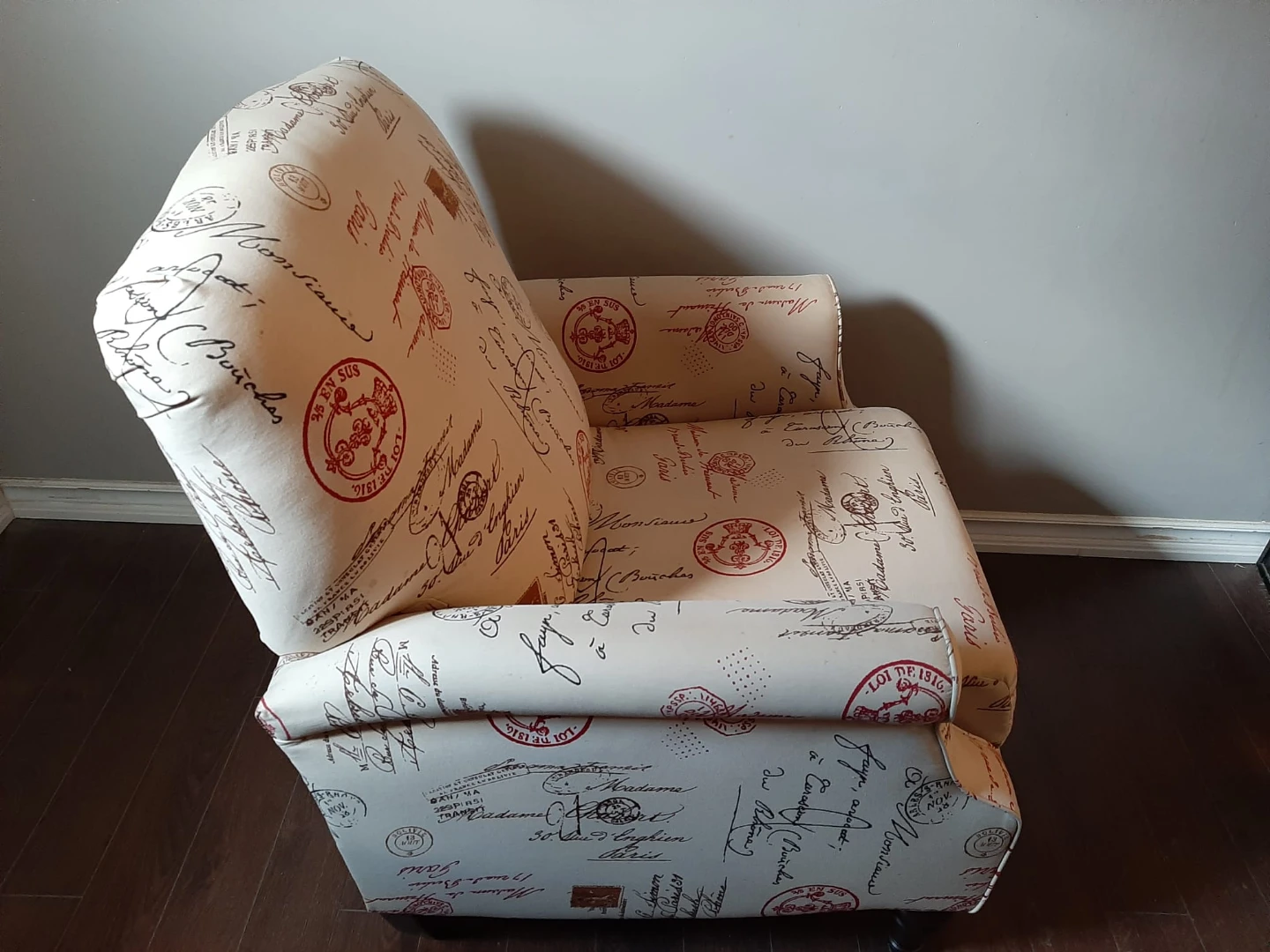 Recliners (2 available) - photo 3