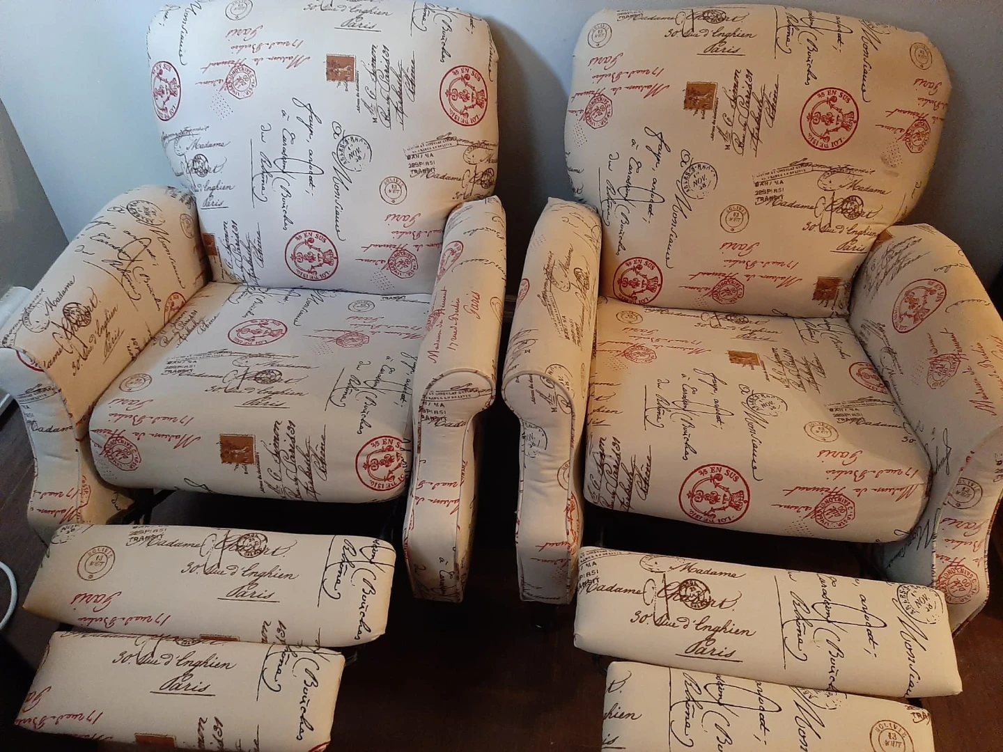 Recliners (2 available) - photo 2