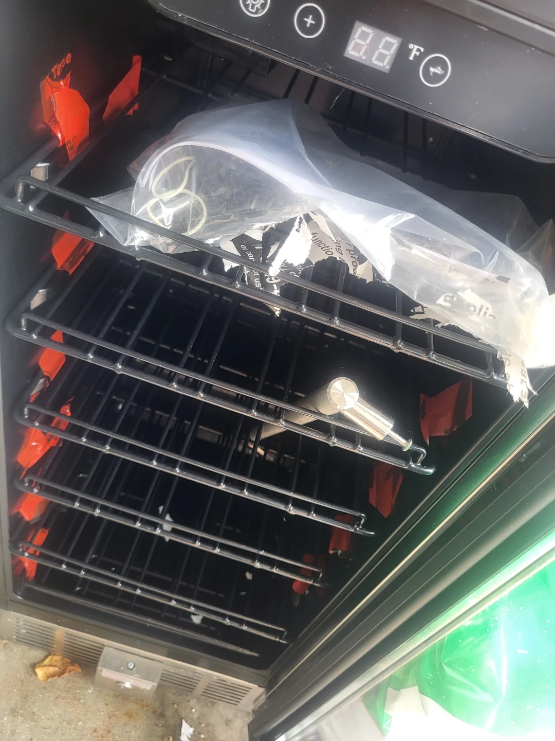 Costway Wine & Beverage Cooler , not cooling - photo 2