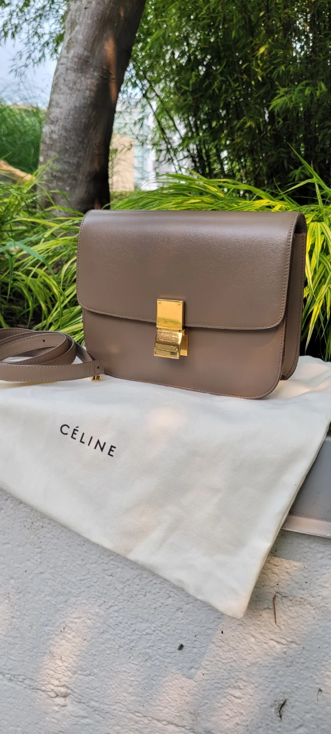 Authentic Celine box bag Med - photo 2