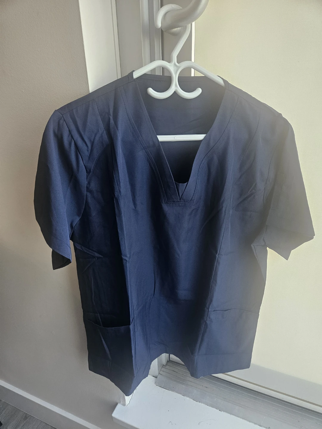 Navy Blue Scrub Top and Pants Set - photo 5