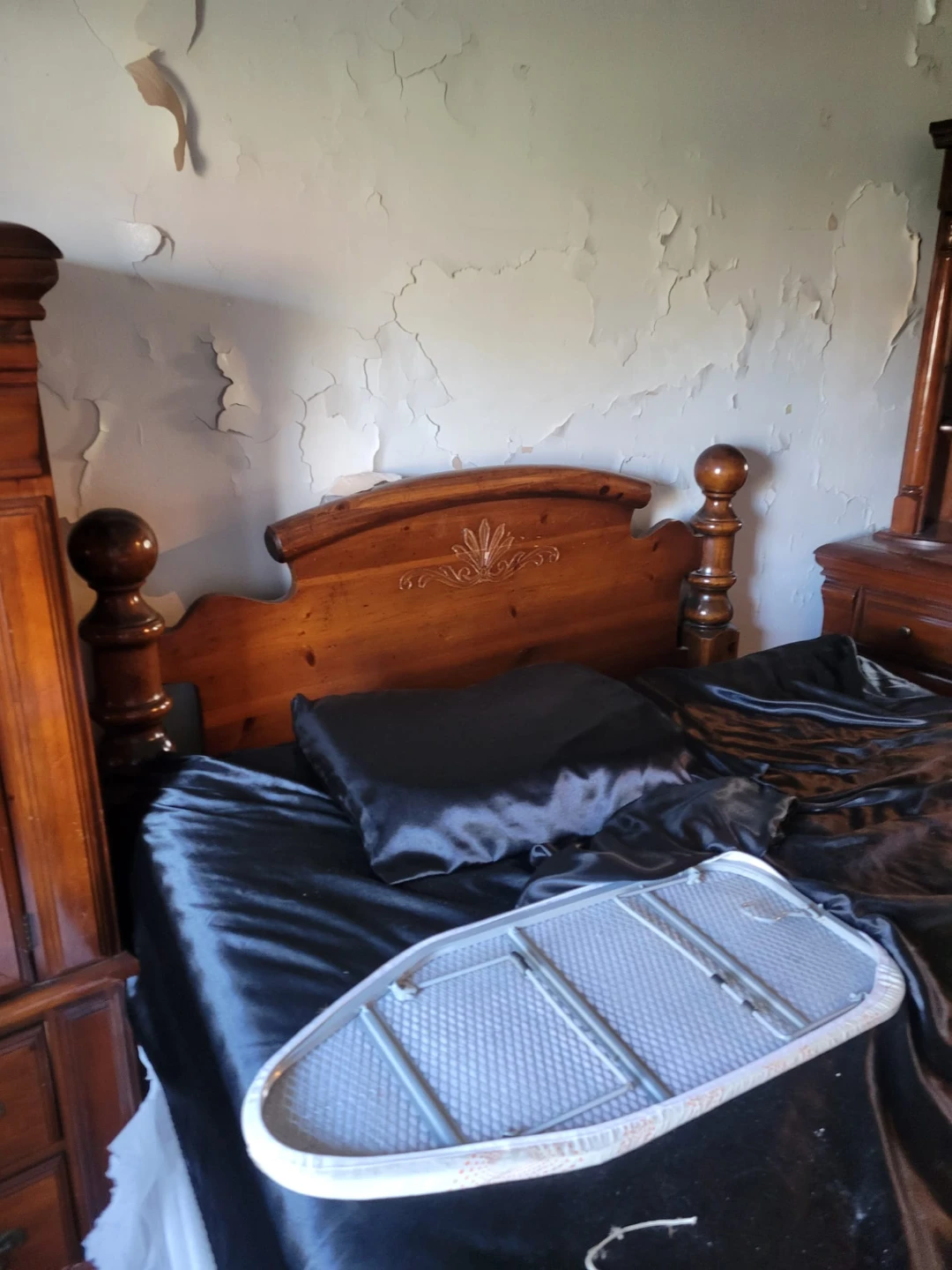 Bedroom furniture - photo 3