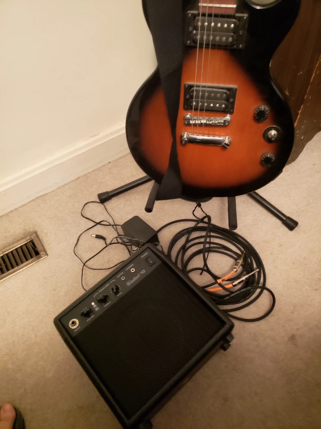 Epiphone Electric Guitar with Amp - photo 4