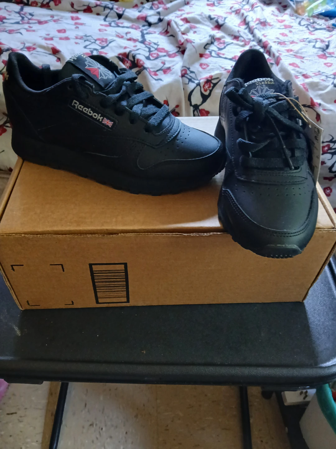 Sneakers