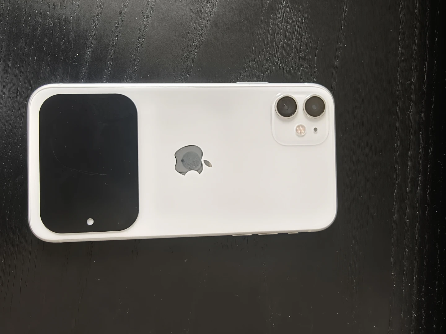 Apple iPhone 11 White (needs repair) - photo 2