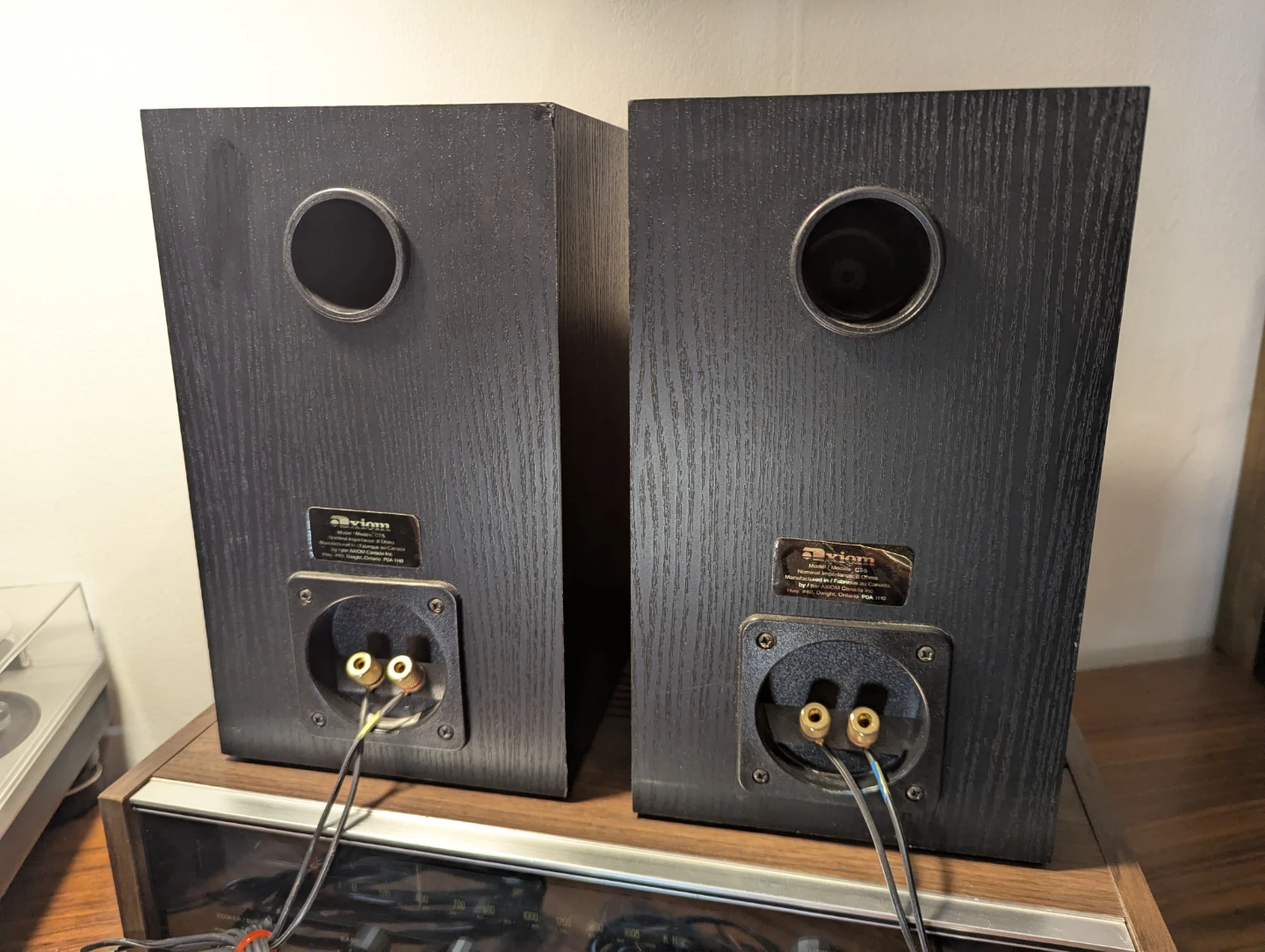 Axiom CT-5 Bookshelf Speakers - photo 2