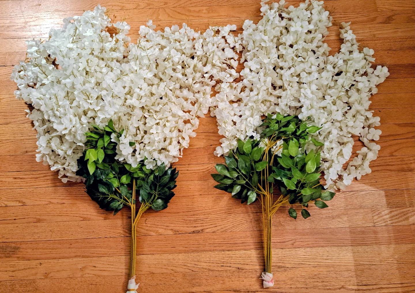 Artificial Hanging Wisteria Flowers