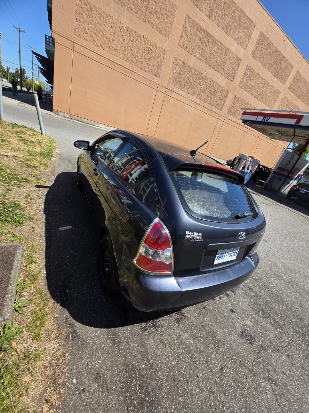 Hyundai Accent Hatchback 2009 Automatic - photo 4