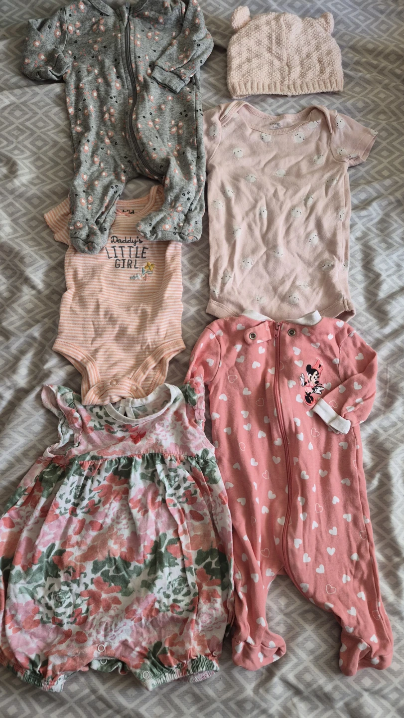 Baby Girl Clothes Bundle (Size Newborn/6 Months) - photo 4