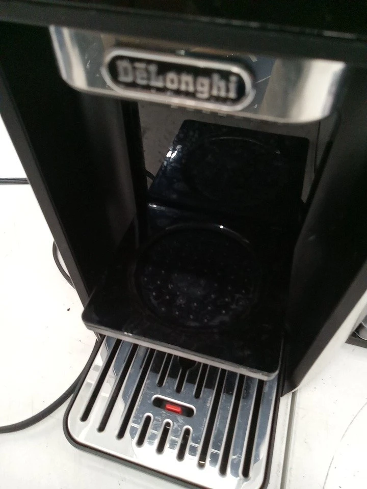 BROKEN- DeLonghi TrueBrew Hot or Iced SINGLE SERVE Coffee Maker - photo 5