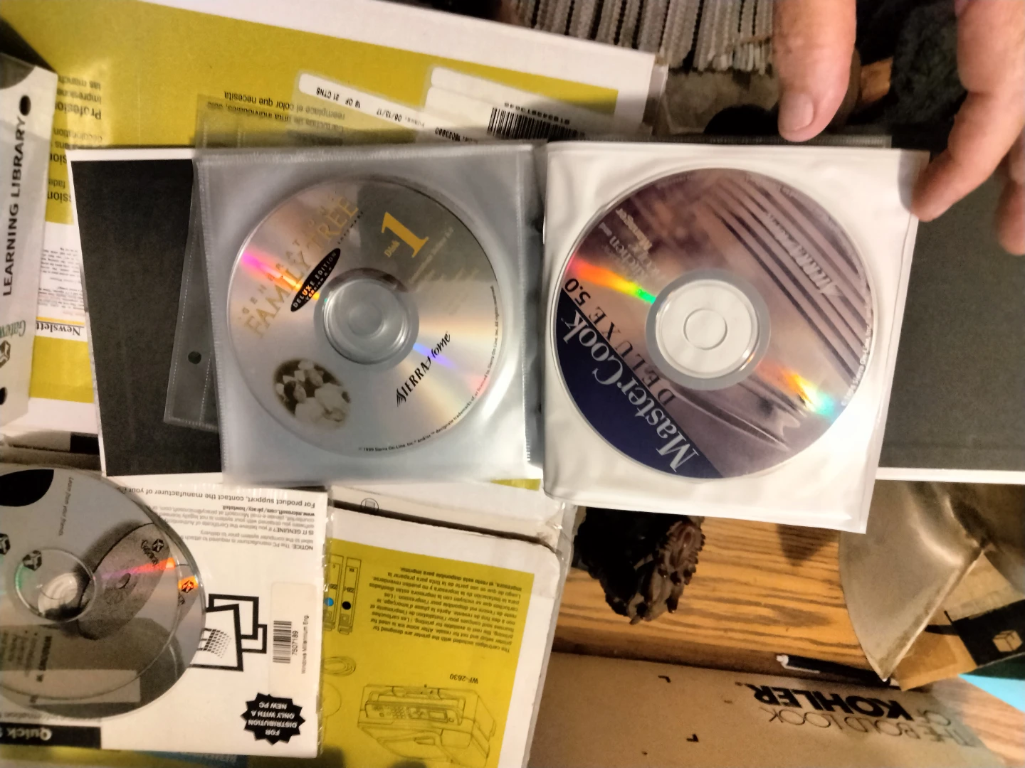 Gateway Software Collection & Windows ME - photo 2