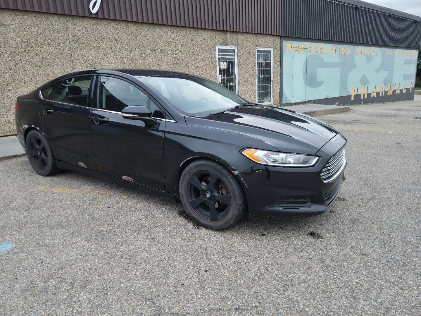 2015 Ford Fusion - photo 2