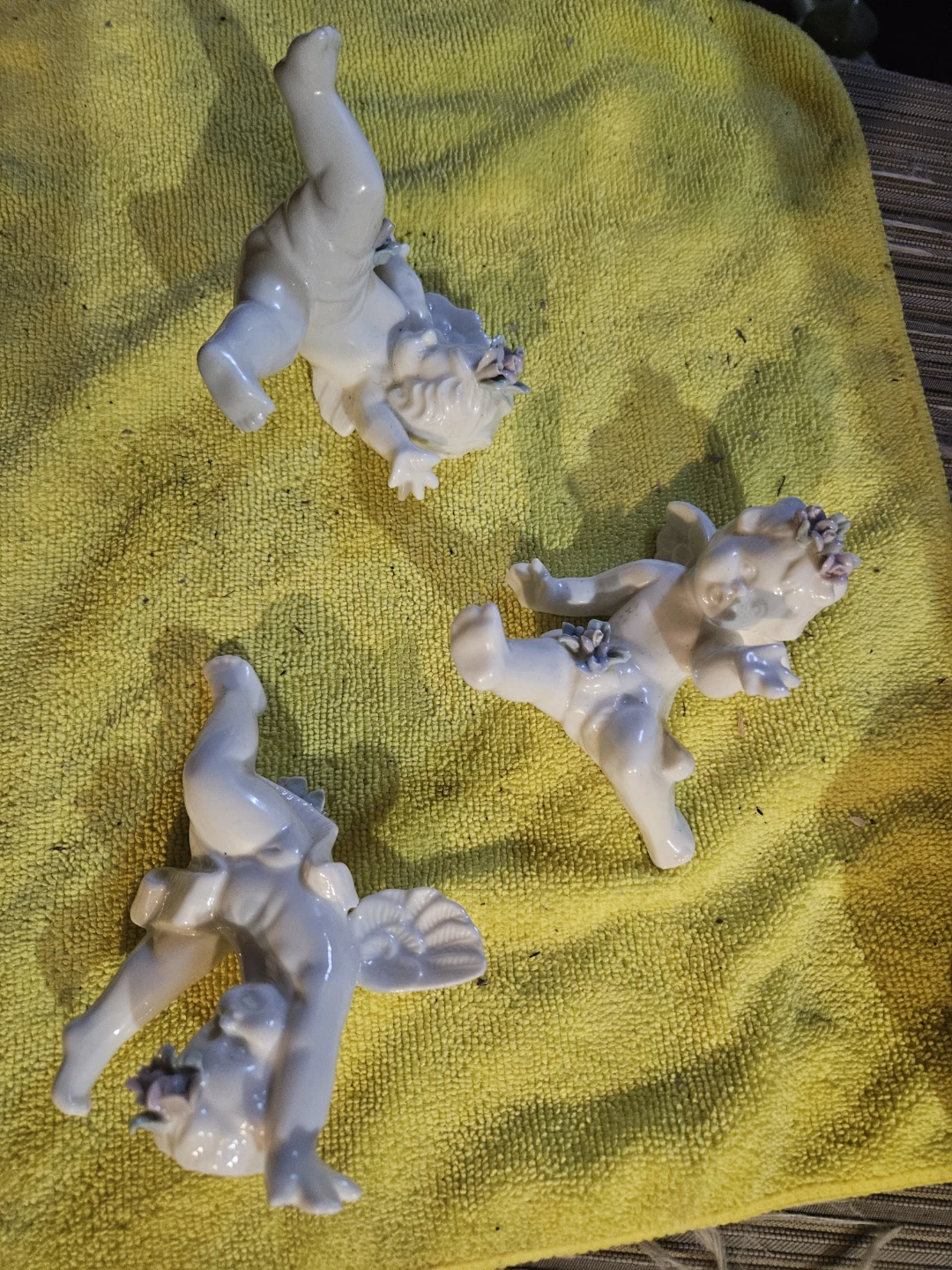 Porcelain Cherub Figurines (Set of 3) - photo 2