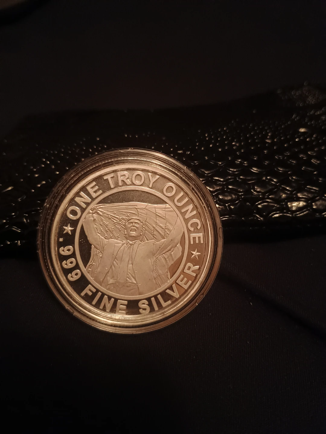 One Troy Ounce .999 Fine Silver Trump 2024 Coin - photo 3