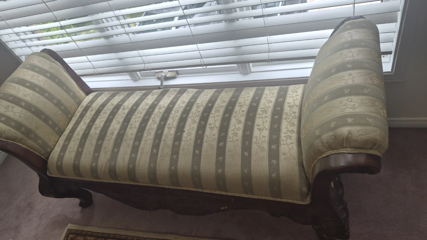 Ornate Chaise Lounge - Striped Fabric - photo 4