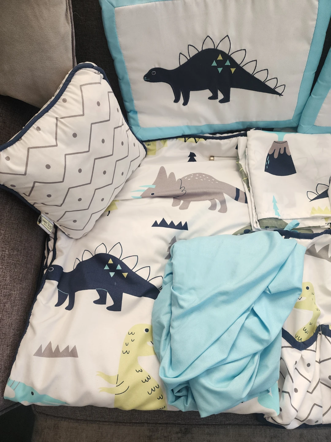 Dinosaur Crib Bedding Set - photo 4