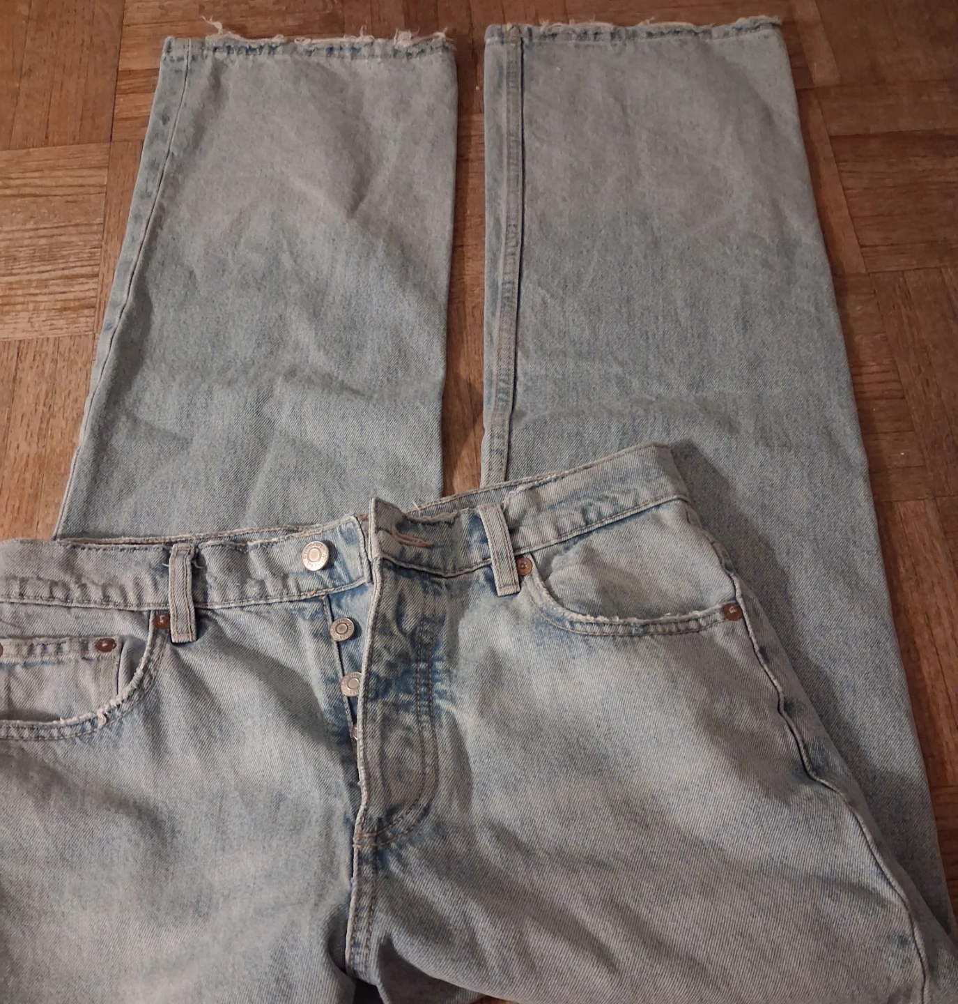 Zara Light Wash Denim Jeans