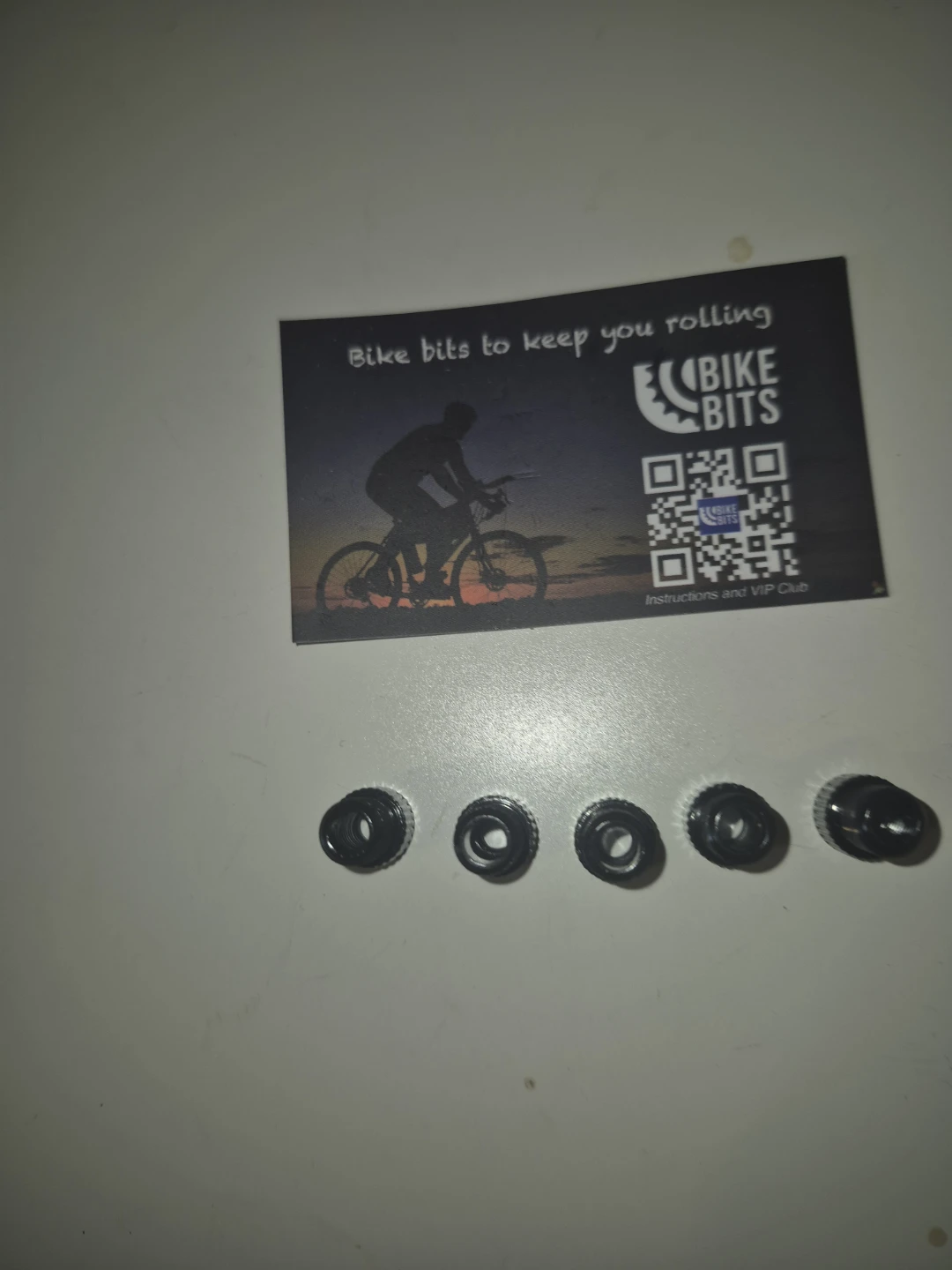 Presta to Schrader bike tire adapter - photo 2