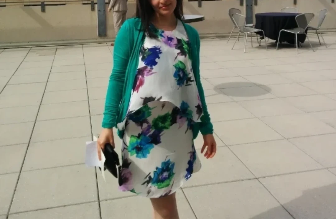 Garden party dress - size small - photo 5