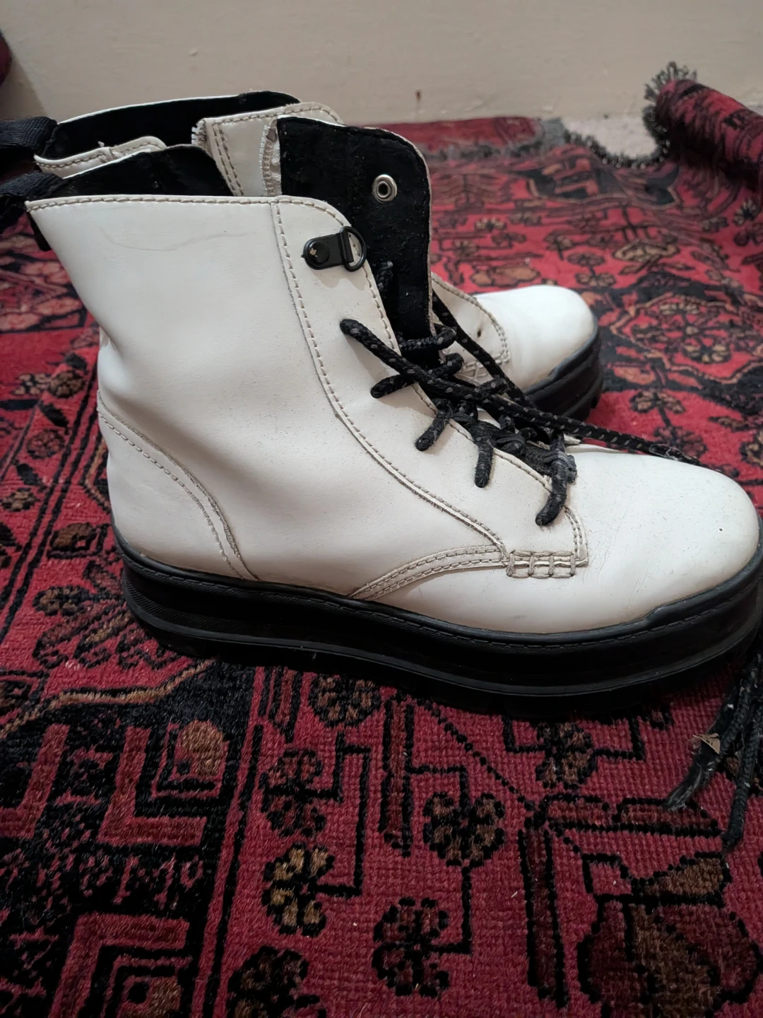 White Combat UGG Boots - photo 2