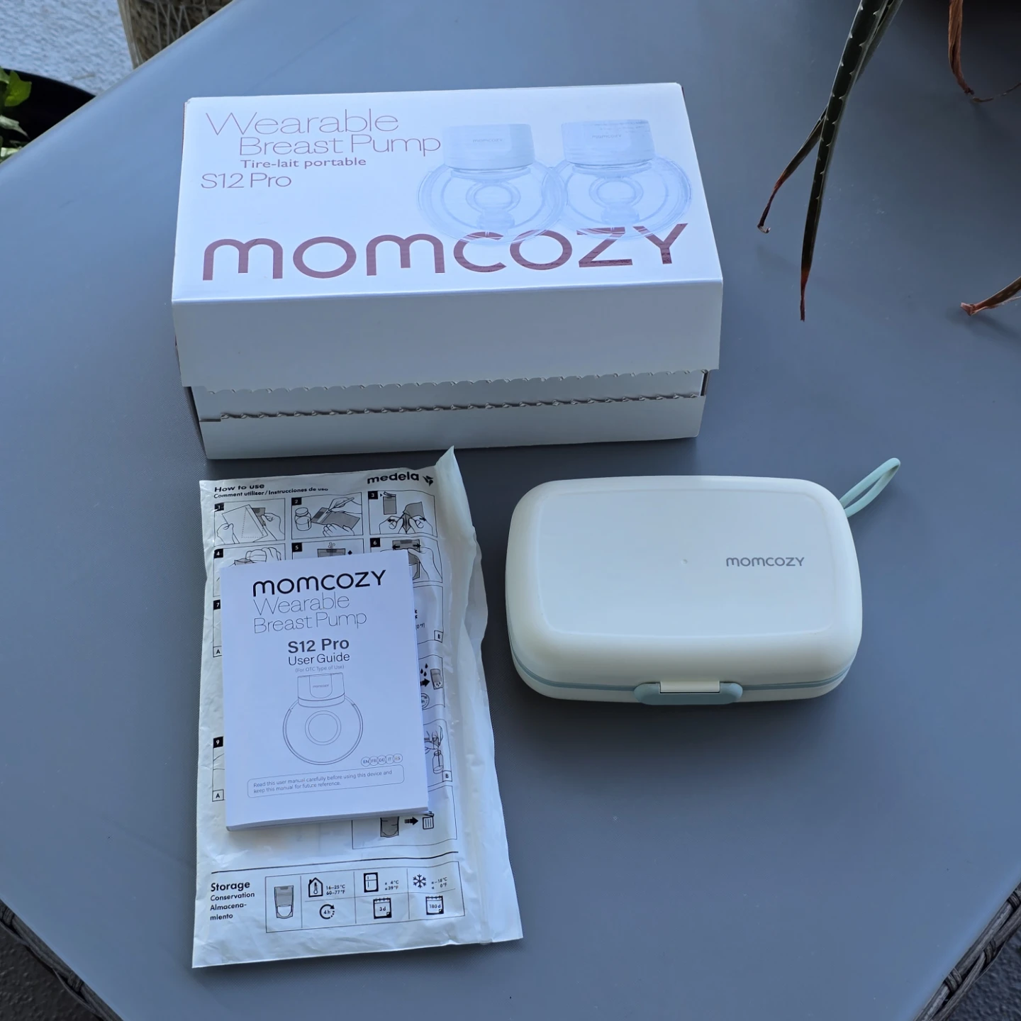Momcozy S12 Pro Wearable Breast Pump and cleaning kit