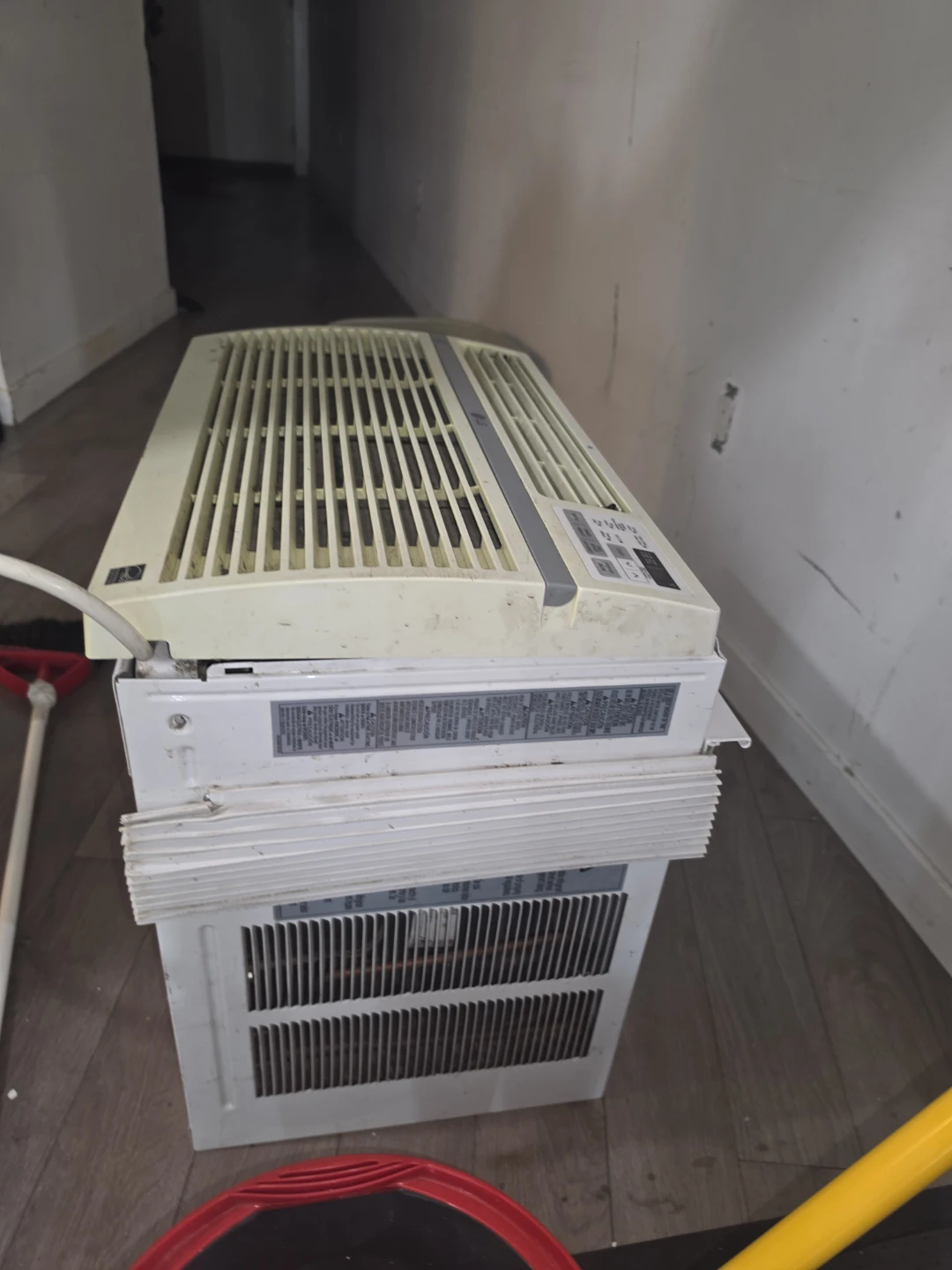 LG Window Air Conditioner LW1217ERSM - photo 2