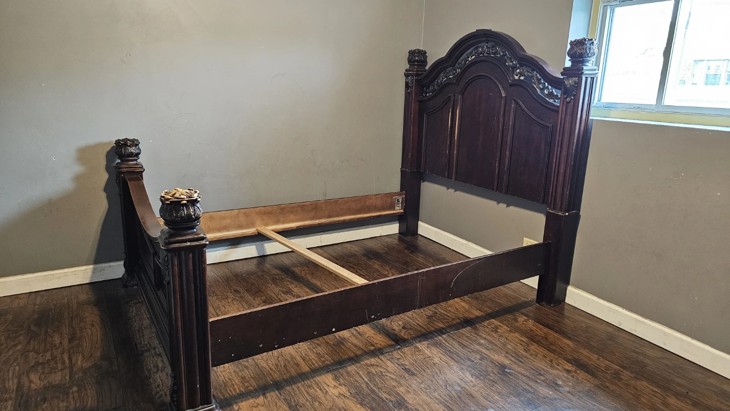 Full bed frame
