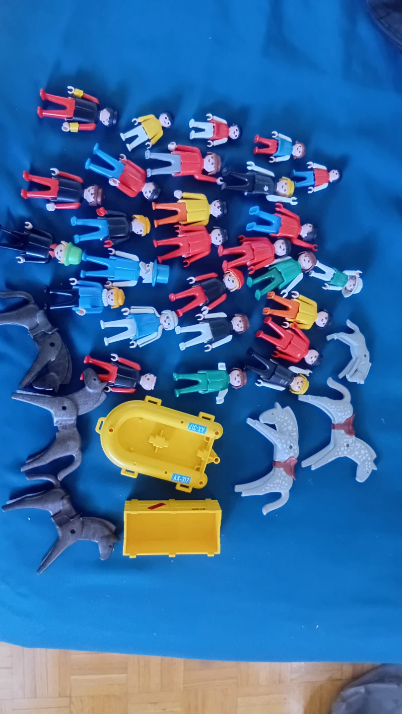Playmobil Figures and Horses Set - photo 4
