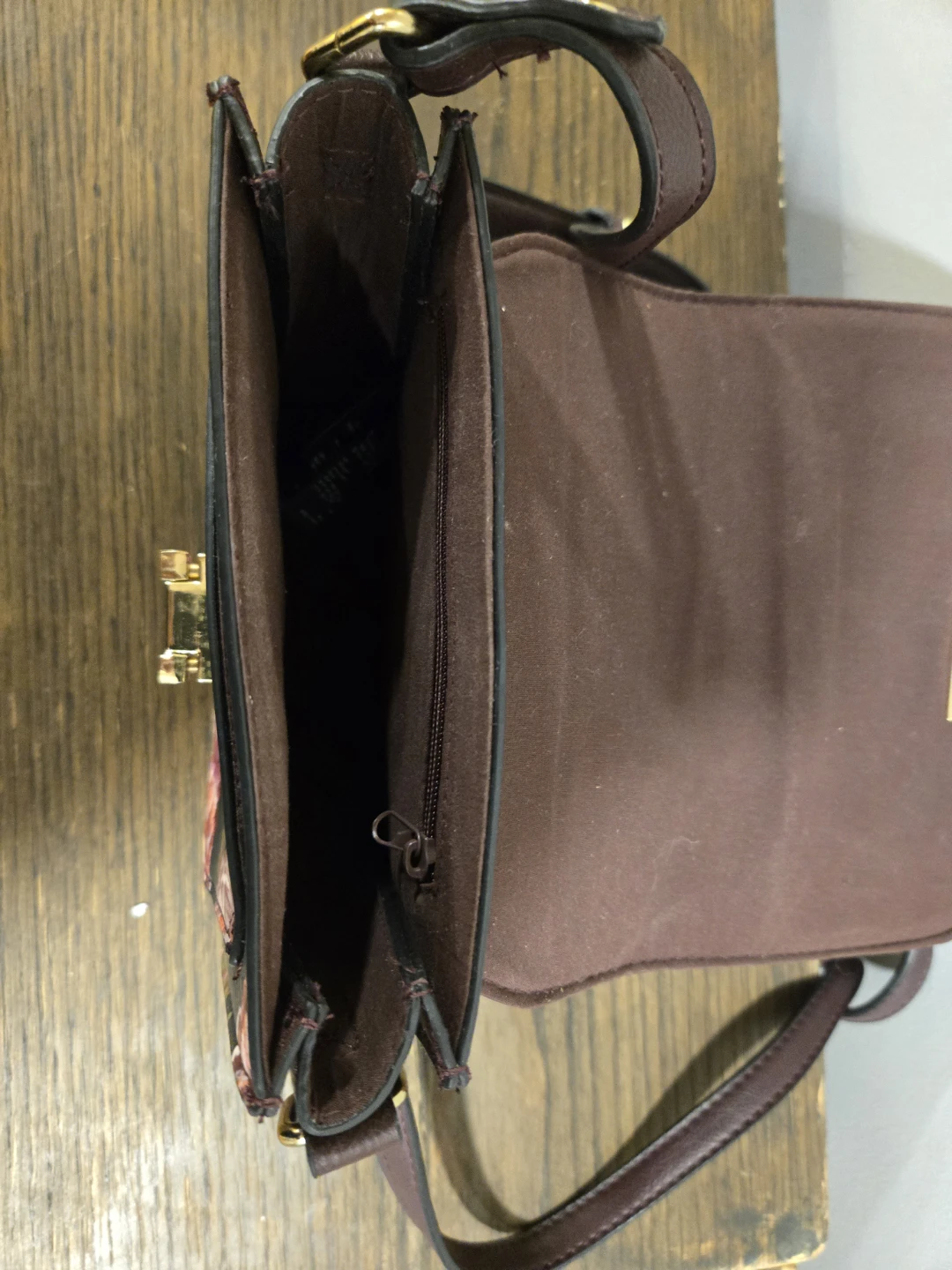 Beautiful Floral Crossbody Purse - photo 5