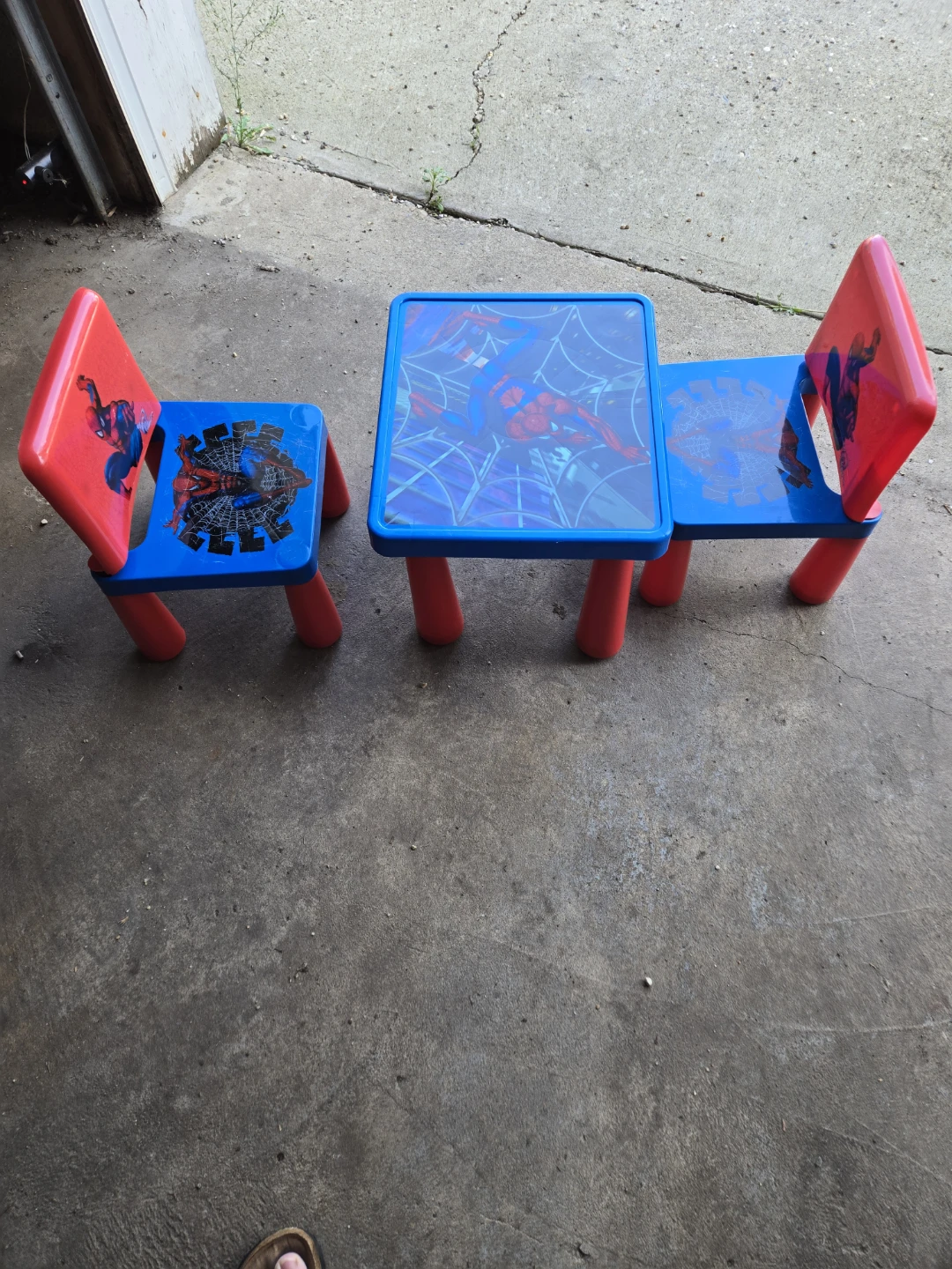 Spider-Man Kids Table and Chairs Set
