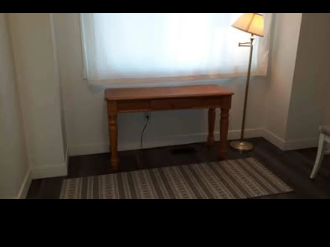 Console Table - photo 3