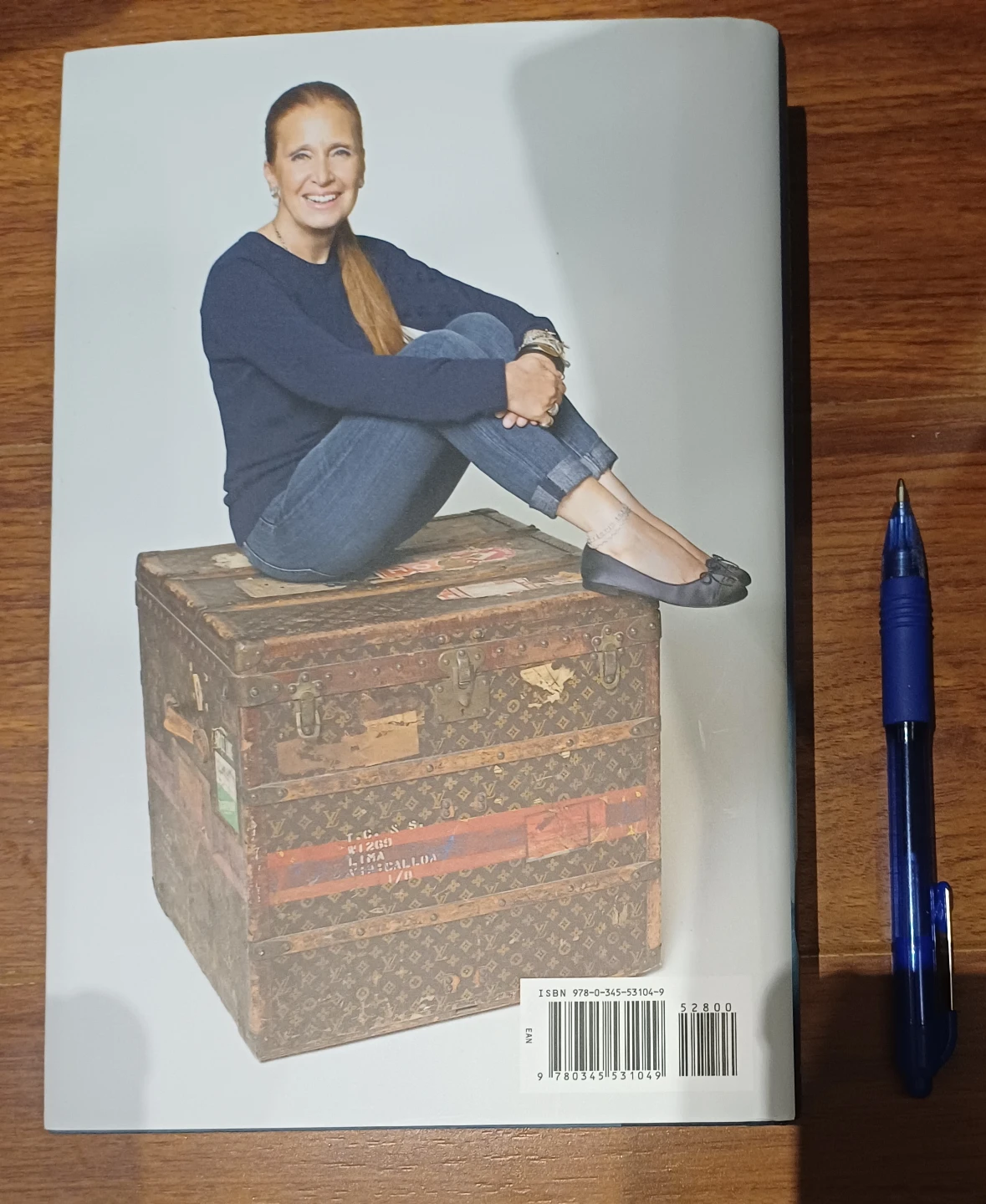 Danielle Steel, hardcover: 'Undercover' - photo 2