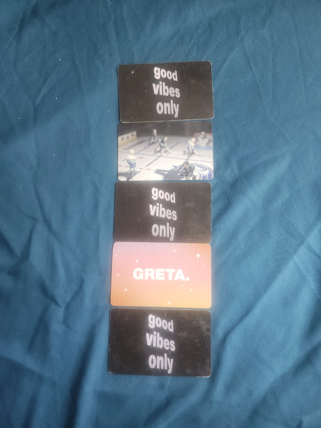 Greta "good vibes only" card set