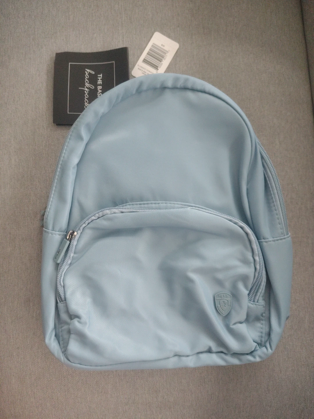 BNWT! HEYS The Basic Backpack (Black and Blue) - photo 2