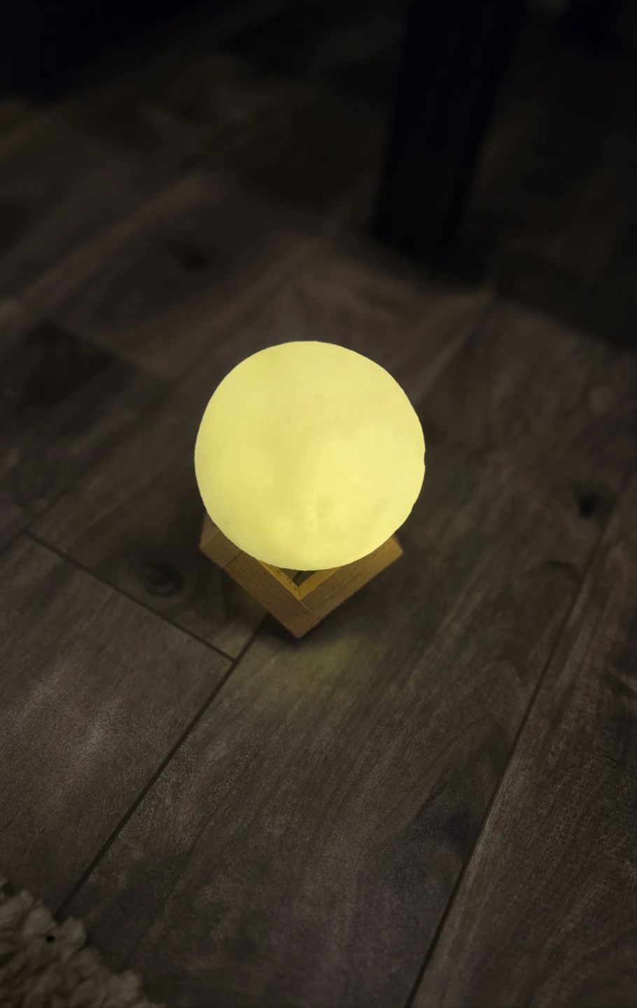 Moon Lamp with Wooden Stand - photo 2