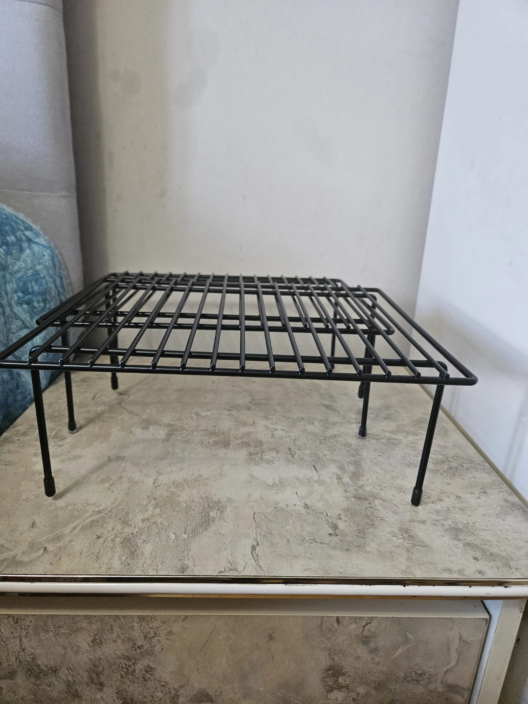 Black Wire Cooling Rack - photo 4