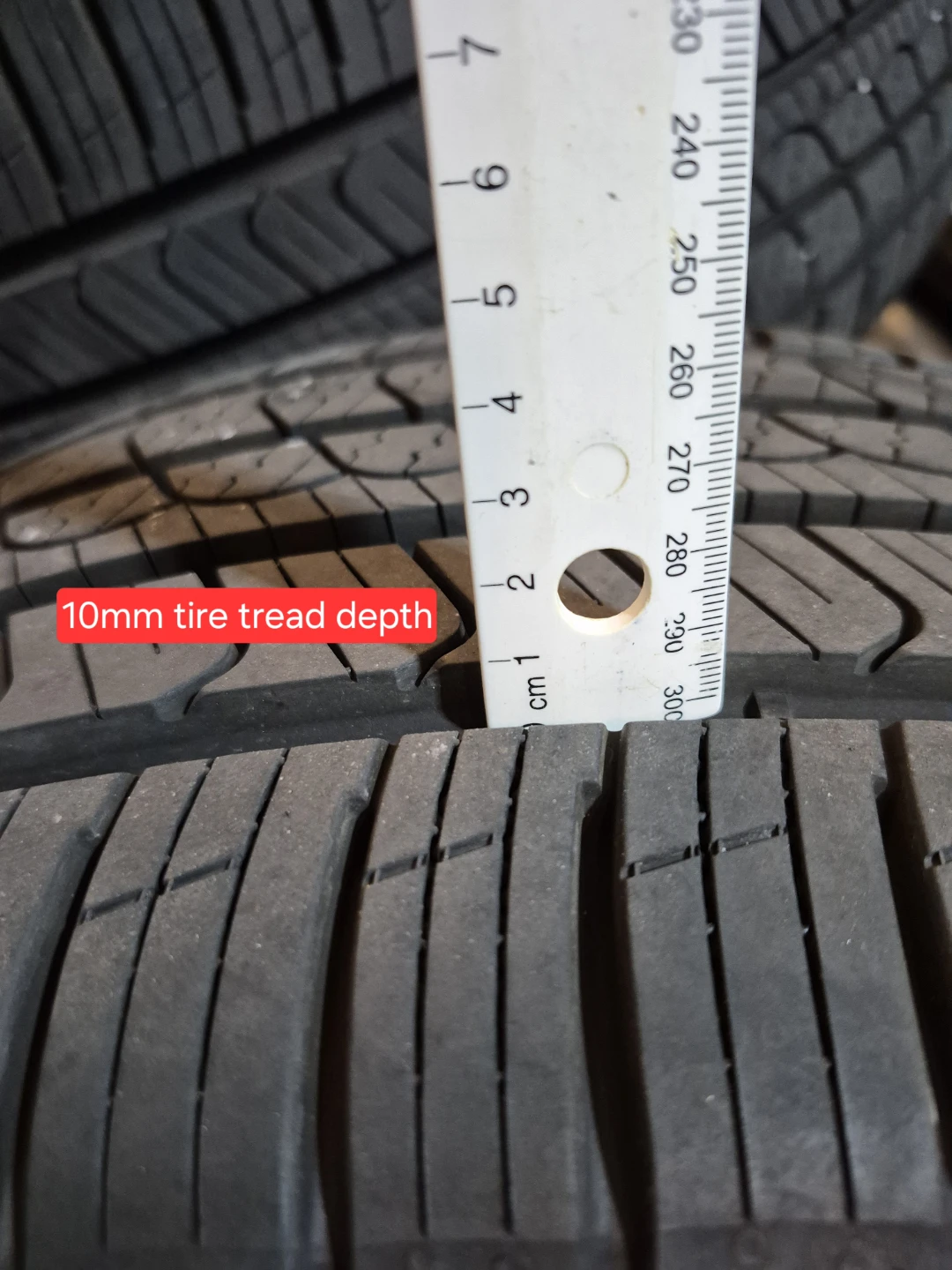 19" OEM MB R350 Rims + Pirelli Scorpion Tires (10mm Tread!) - photo 2