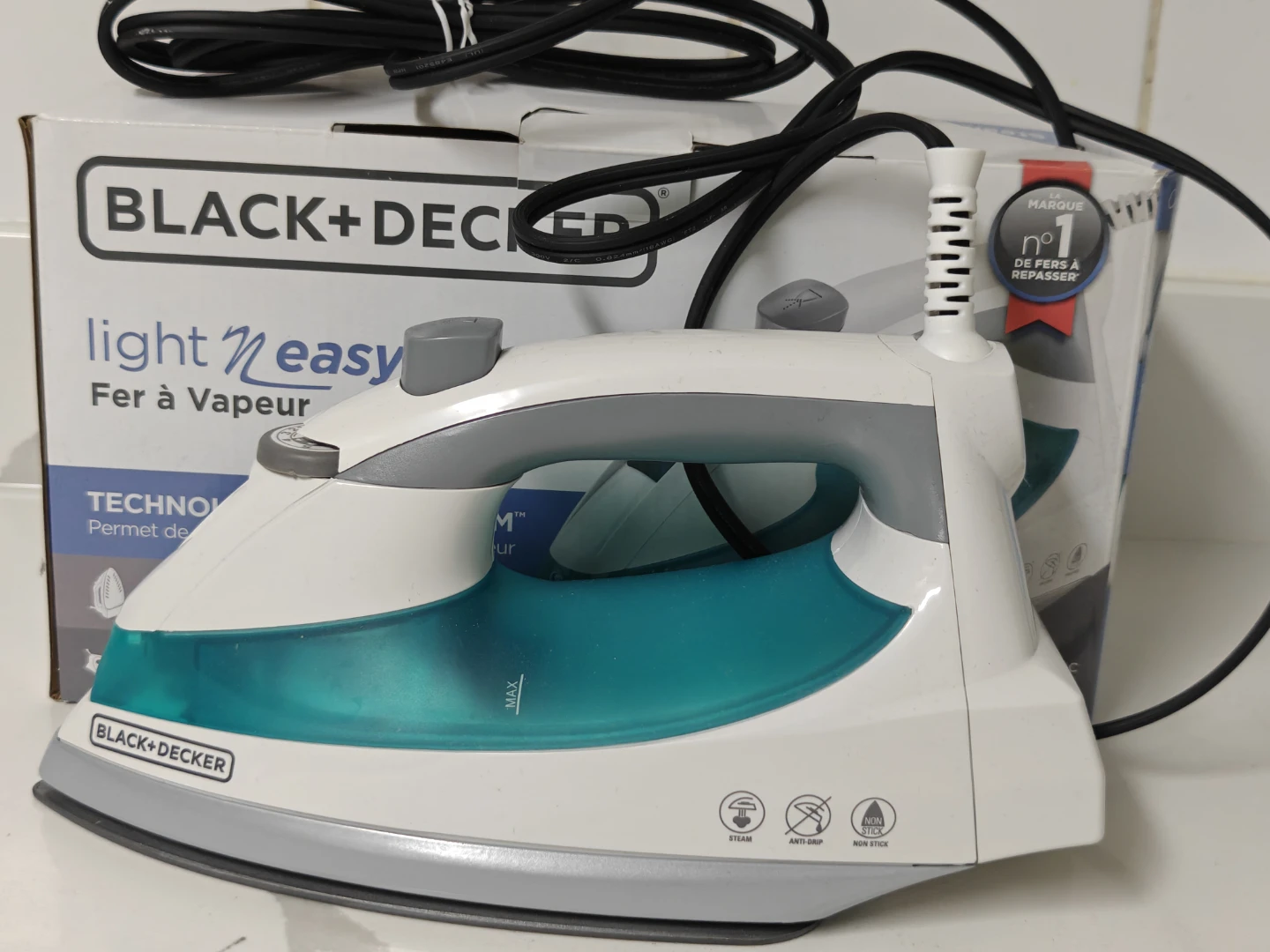 BLACK+DECKER Steam Iron